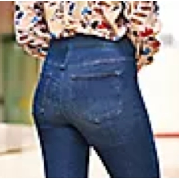 Denim & Co. Signature Perfect Flex Petite Pull-On‎ Jeans 20P - Picture 2 of 8